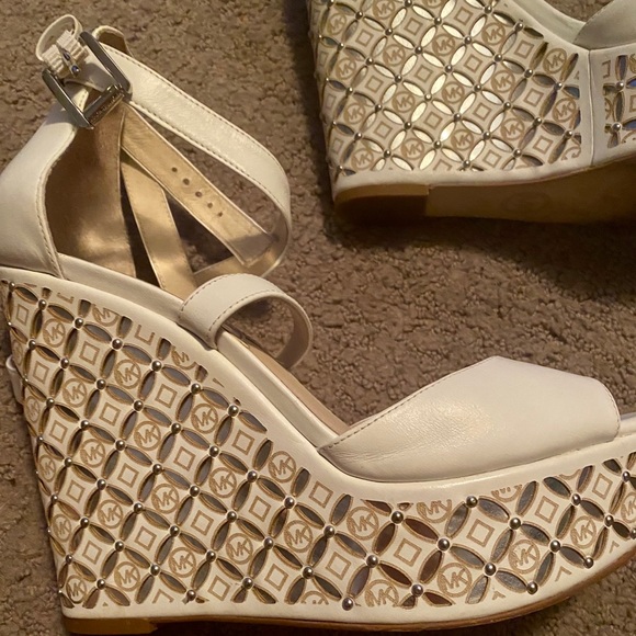 Michael Kors Wedges - Picture 2 of 8